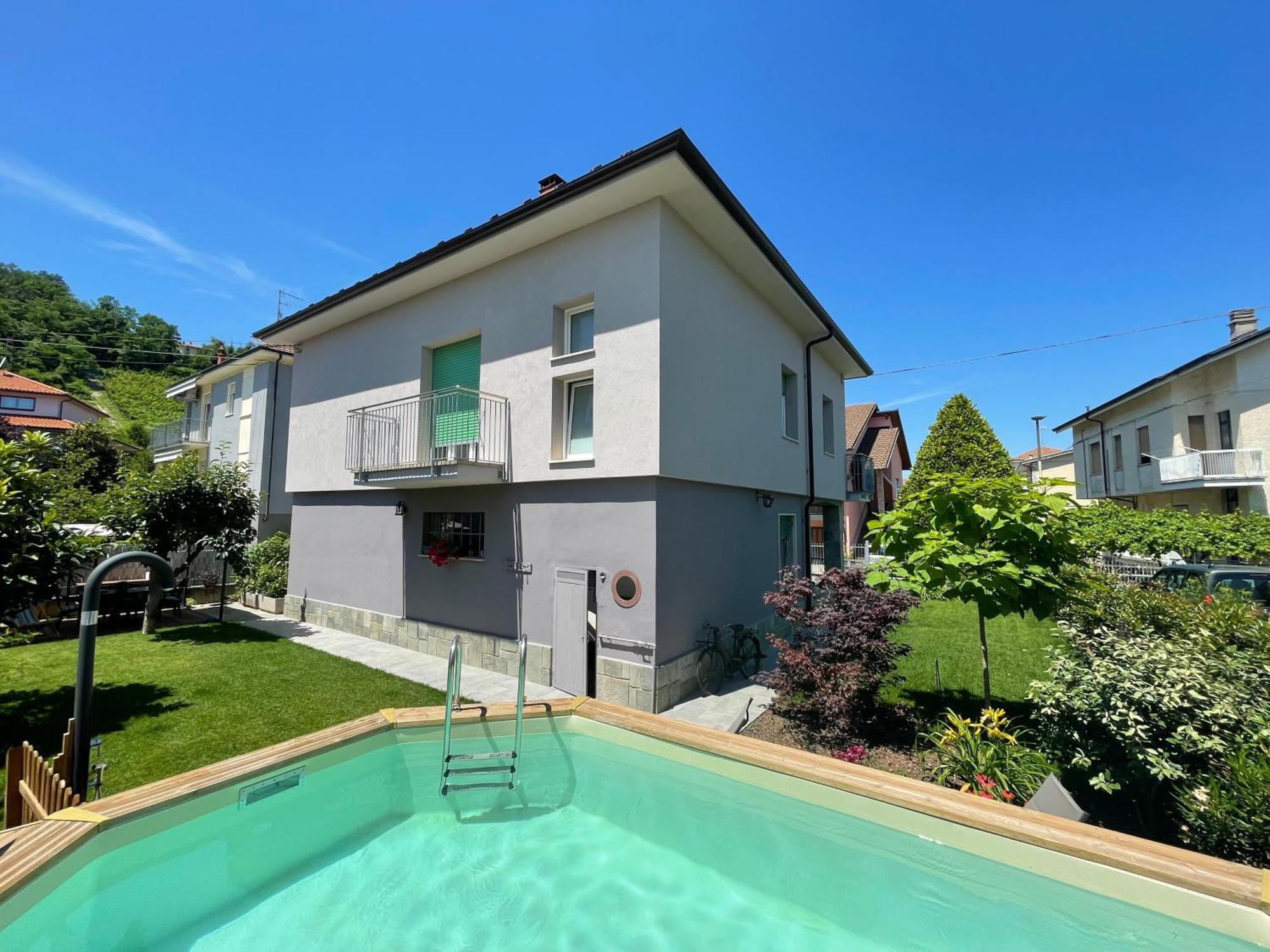 Casa Piero, Relax E Piscina Privata Tra Le Colline Delle Langhe Villa Alba  Exterior photo