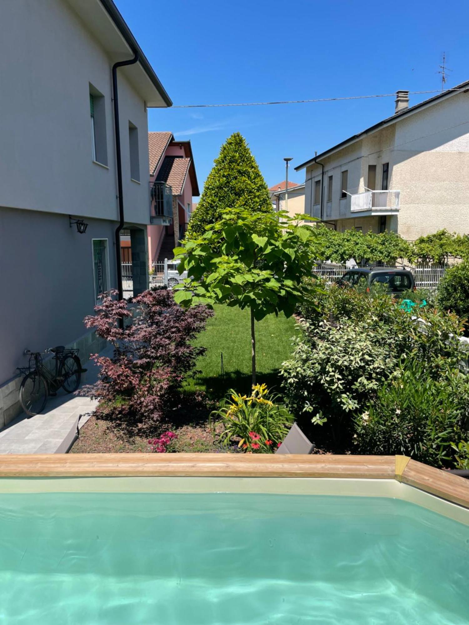 Casa Piero, Relax E Piscina Privata Tra Le Colline Delle Langhe Villa Alba  Exterior photo